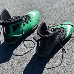 Mens Size 10 Nike Force Savage football cleats